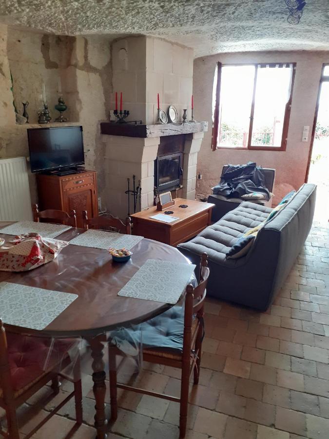 Gite Troglodyte Les Iris Villiers-sur-Loir 外观 照片